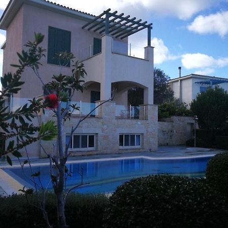 Amorosa Villas Polis Exterior foto